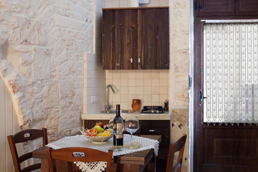 Trulli Di Nonno Carlo Villa Alberobello Rum bild